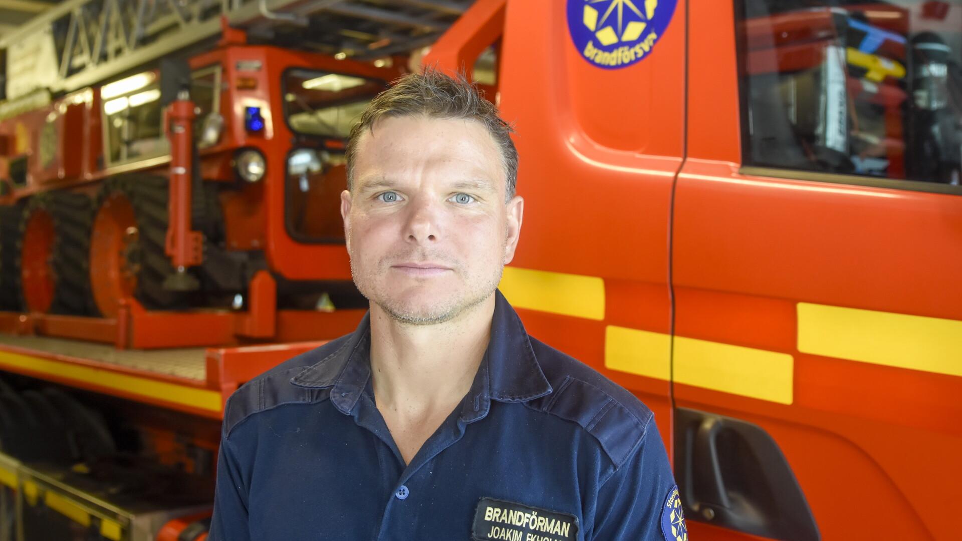 Joakim Ekholm, brandbefär och förtroendevald